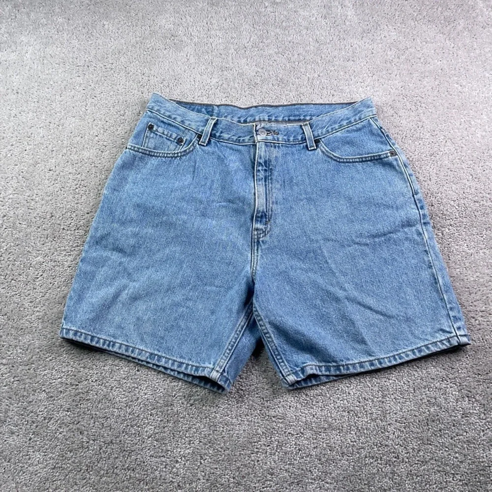 Vintage Levis Shorts Womens 14 Blue 950 Relaxed High Waist Mom Cotton Denim Y2K